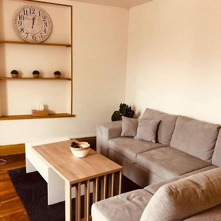 Spacieux Et Elegant Appartement Idealement Situe. Chamouilley Exterior foto